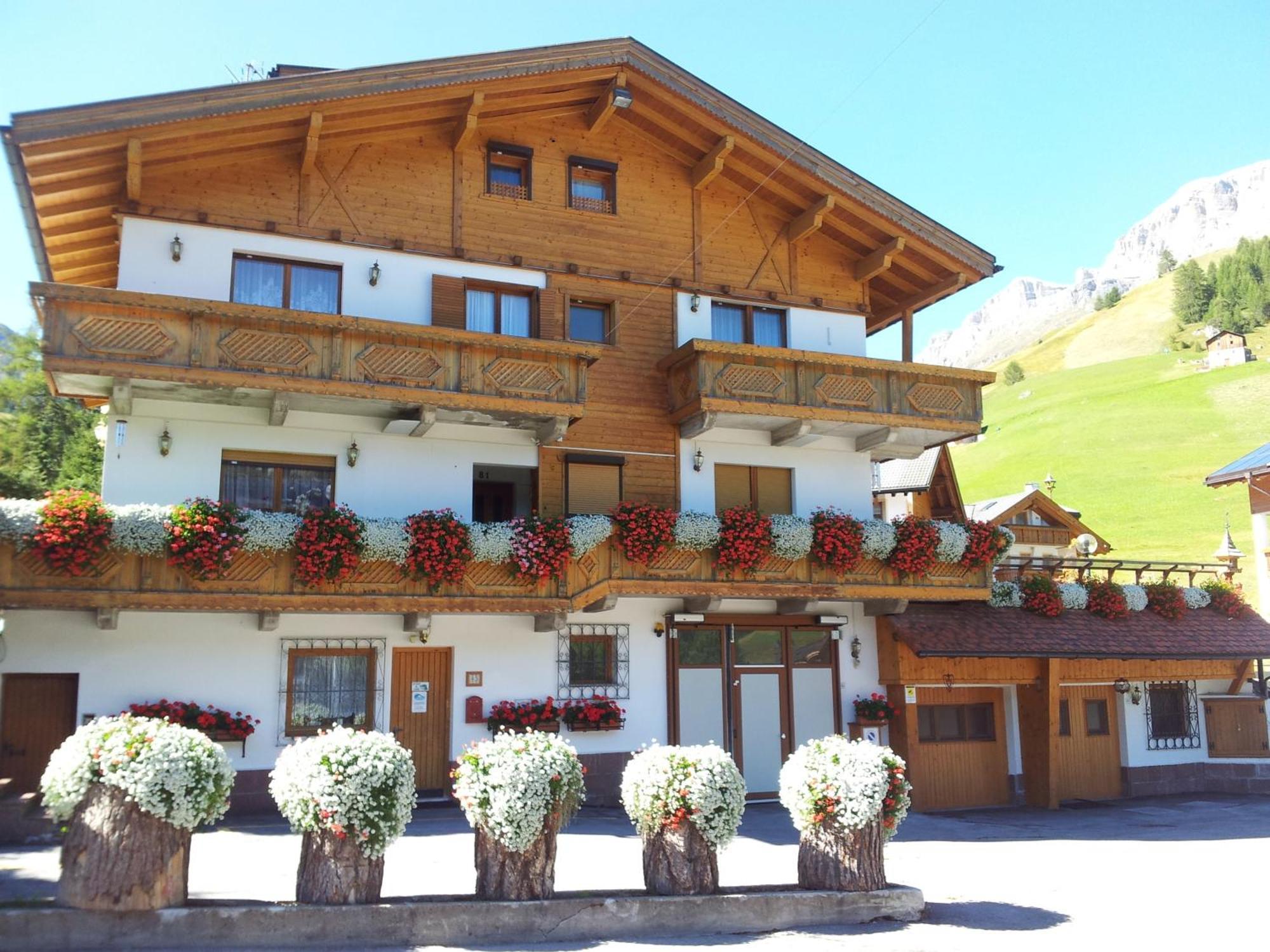 Chalet Belvedere Арабба Экстерьер фото